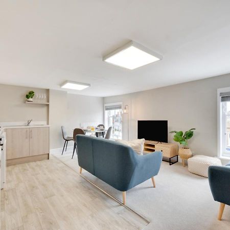 Owls Nest Apartment โฮลท์ ภายนอก รูปภาพ